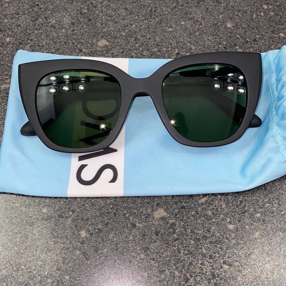 Toms ladies sunglasses